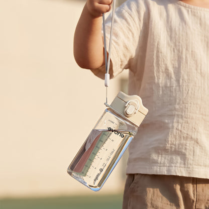Botol Air Minum Anak Evorie Tritan dengan Corong 380mL, Beige Susu