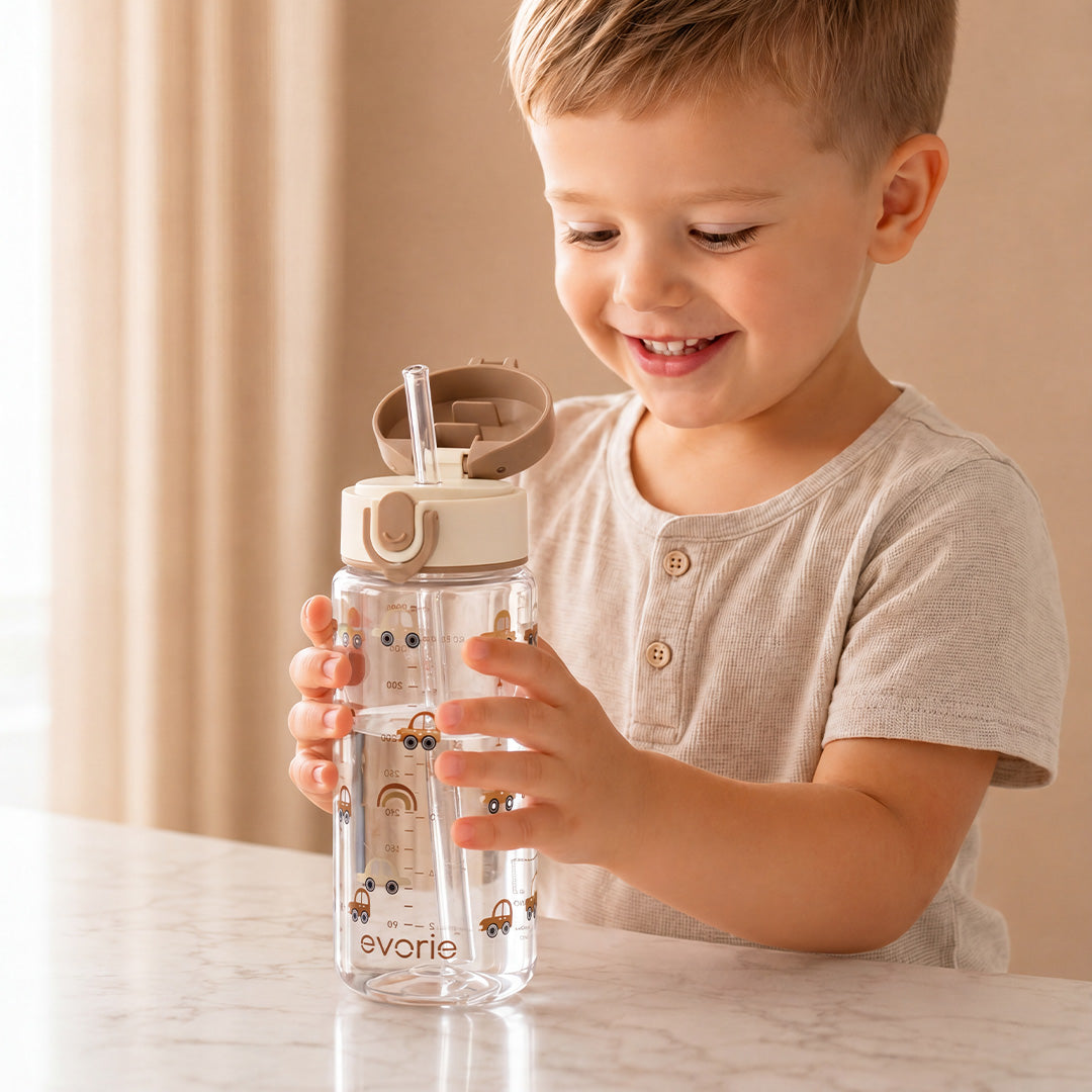 Botol Minum Sedotan Anak Evorie Tritan 380mL, Choco Car